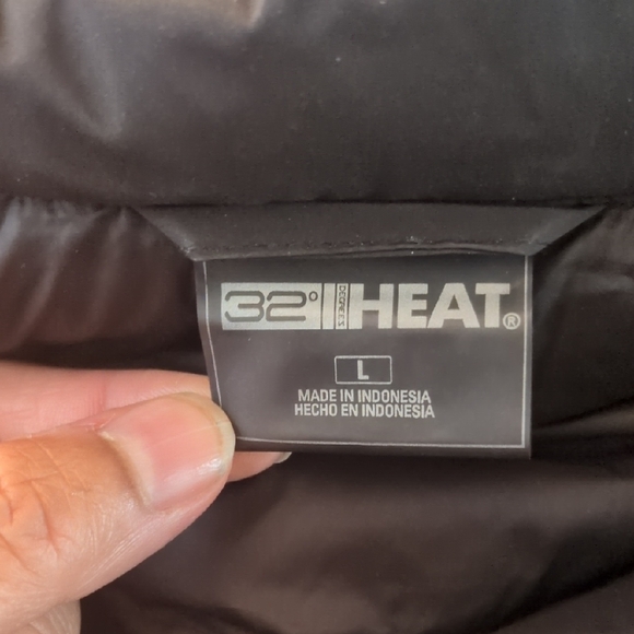 32 Degrees Black Puffer Jacket - Picture 2 of 5